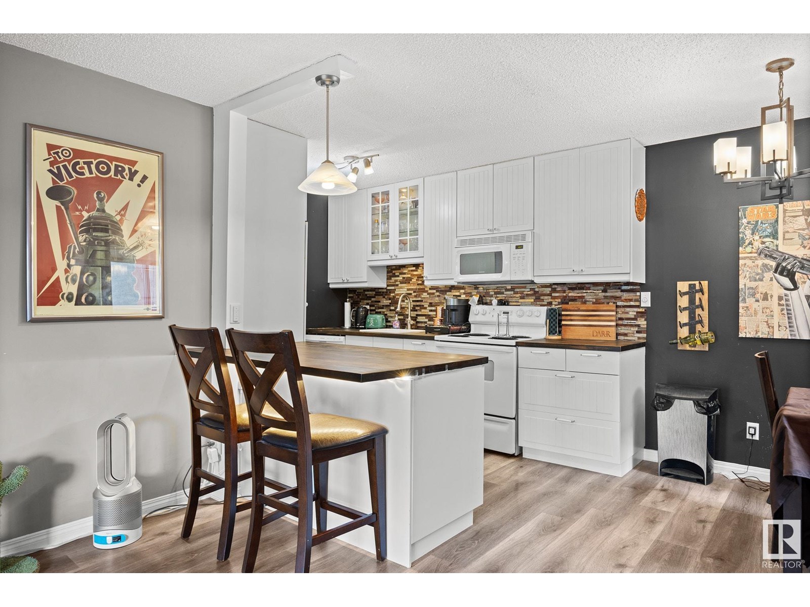 10434 76 AV NW - Image 8