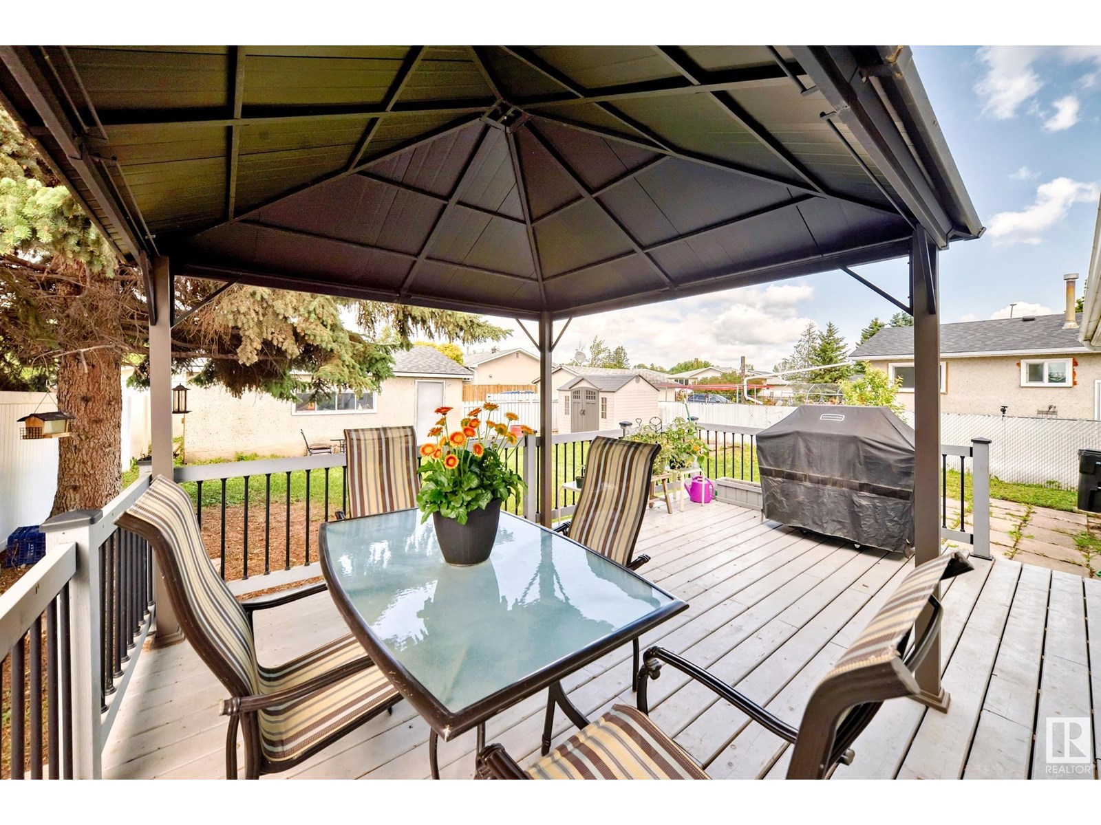 Photo 32 of 6308 144 A Av Nw, Edmonton AB