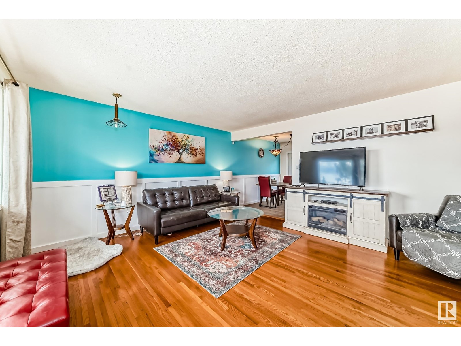 Photo 12 of 6308 144 A Av Nw, Edmonton AB