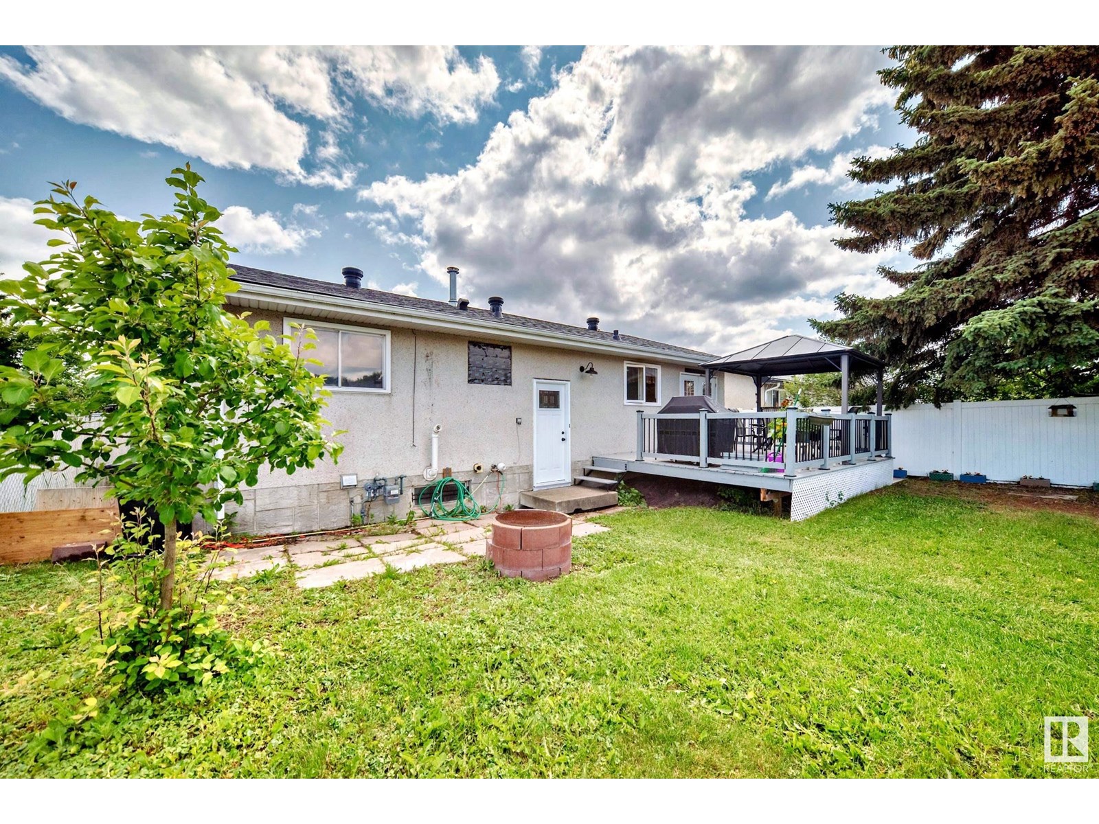 Photo 61 of 6308 144 A Av Nw, Edmonton AB