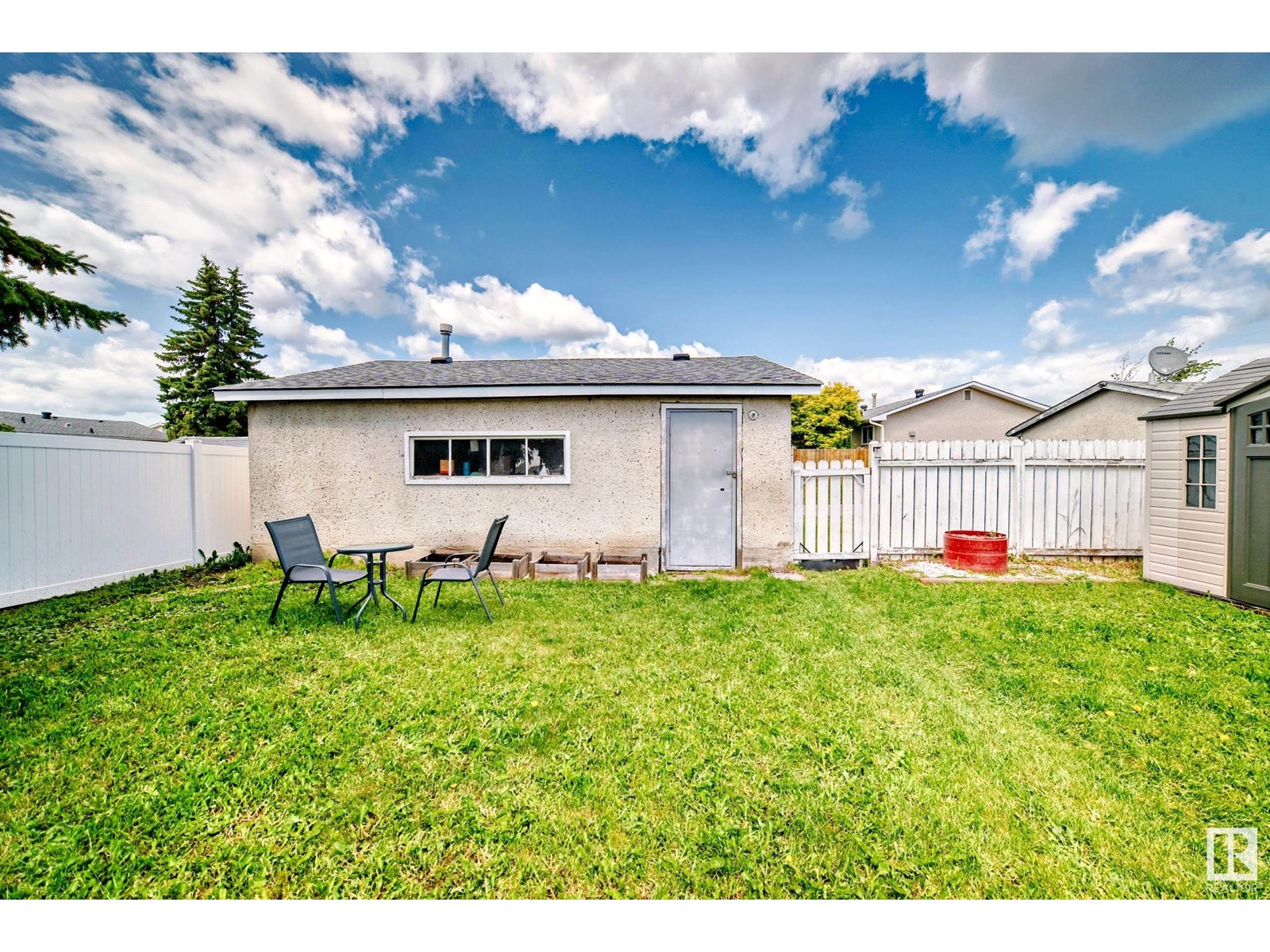 Photo 18 of 6308 144 A Av Nw, Edmonton AB