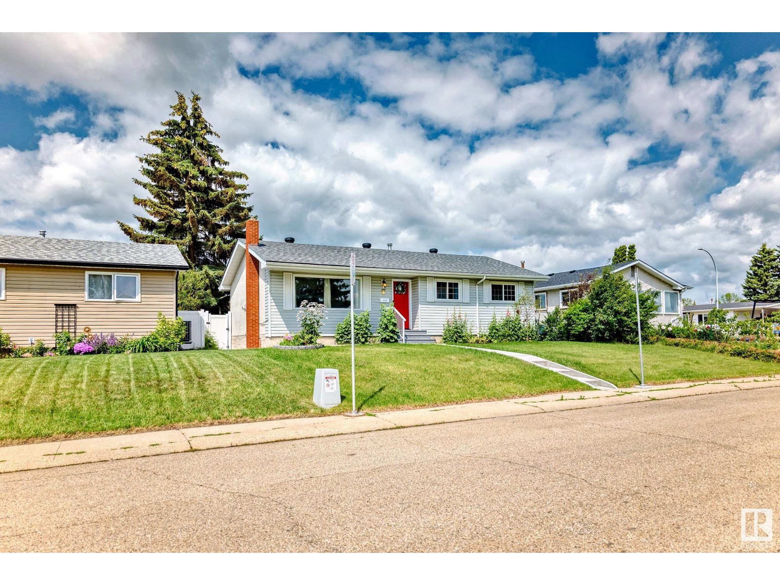 Photo 45 of 6308 144 A Av Nw, Edmonton AB
