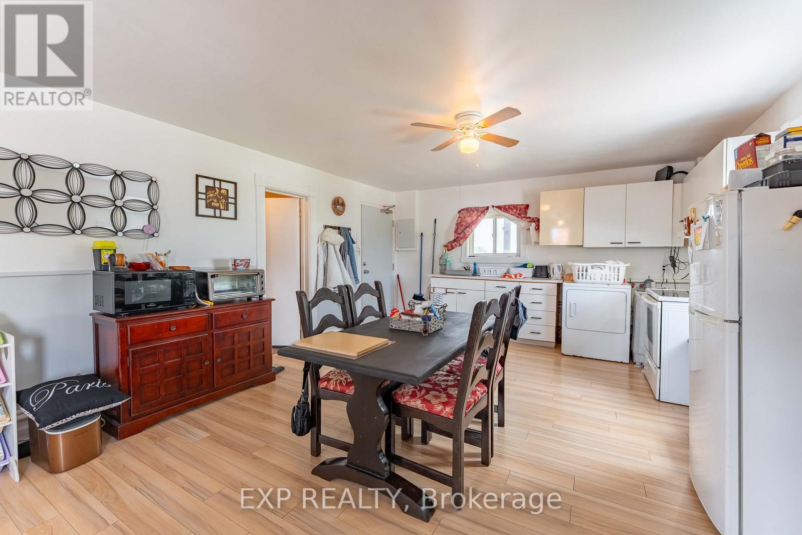 Photo 9 of 5858 Highway 34 Abc, Champlain ON