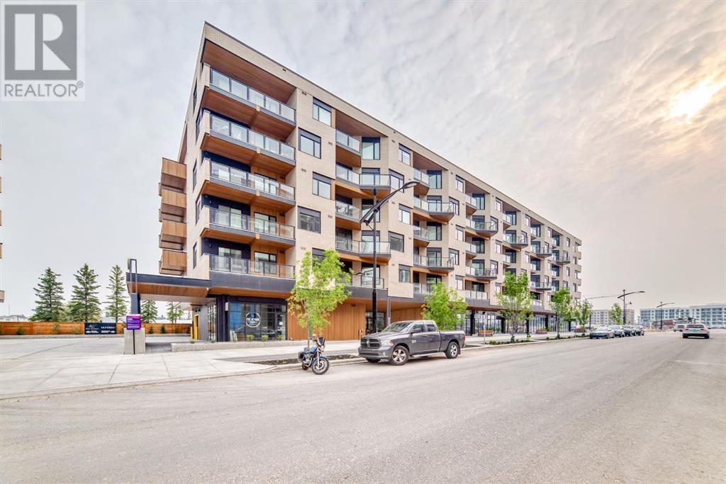 411, 8230 Broadcast Avenue SW, Calgary, Alberta