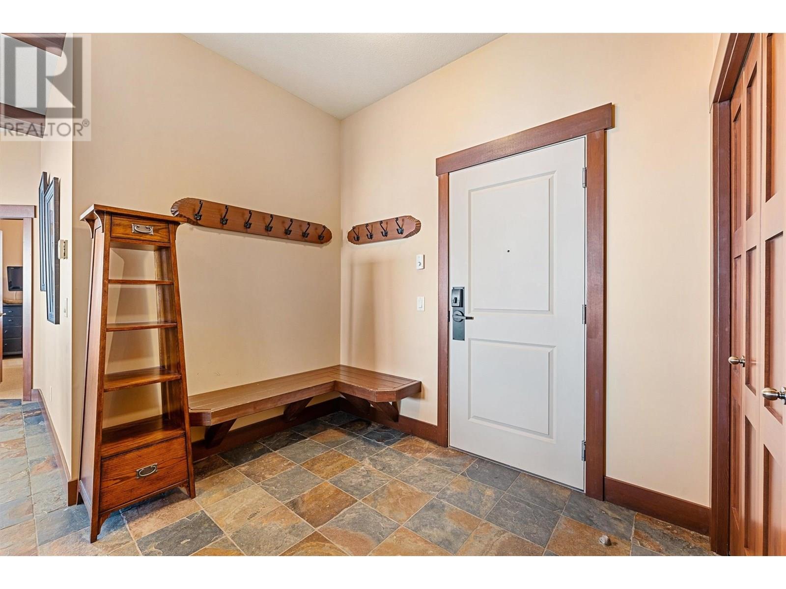 404 375 Raven Ridge Road, Big White