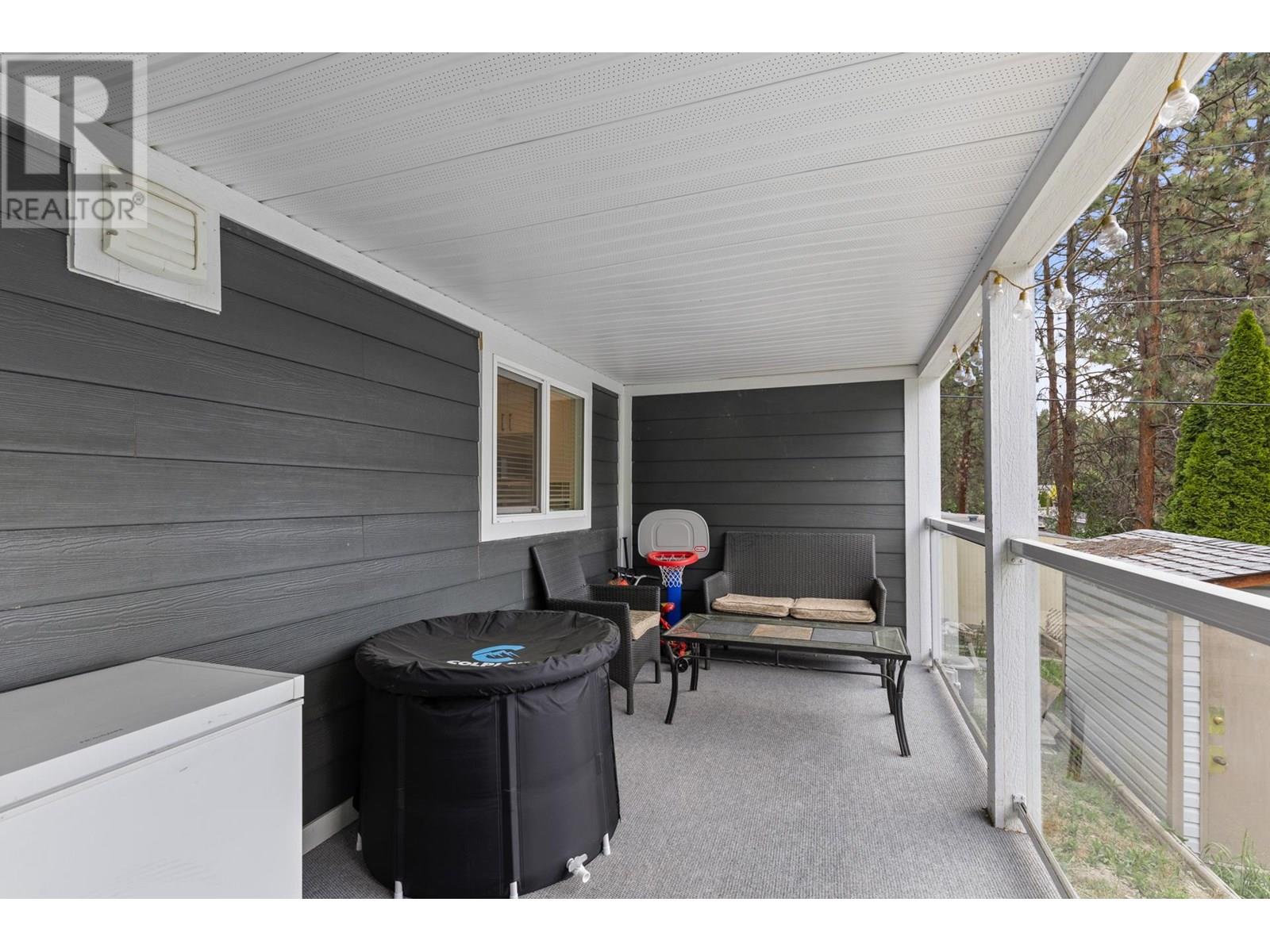 102 1860 Boucherie Road, Westbank