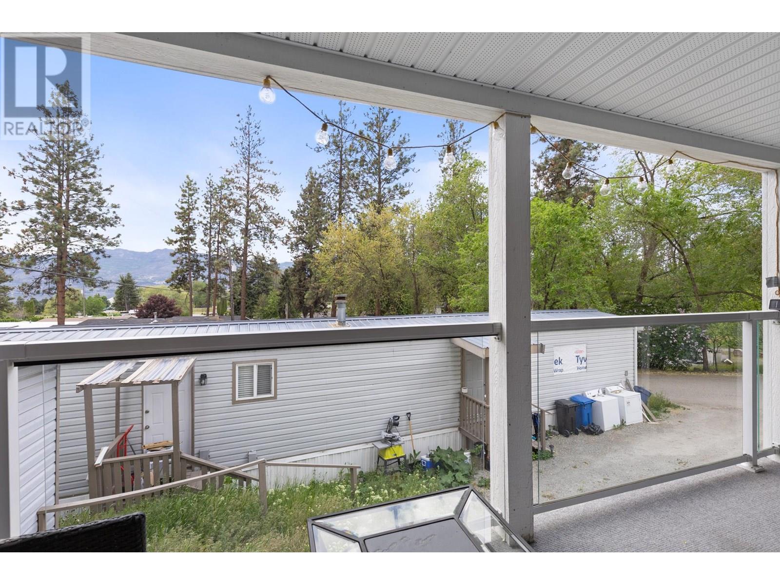 102 1860 Boucherie Road, Westbank