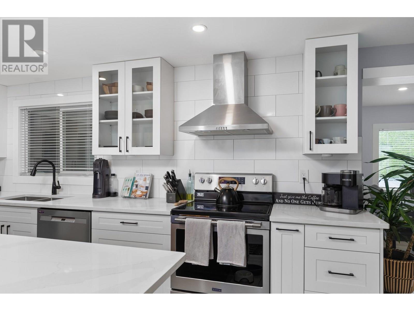 102 1860 Boucherie Road, Westbank