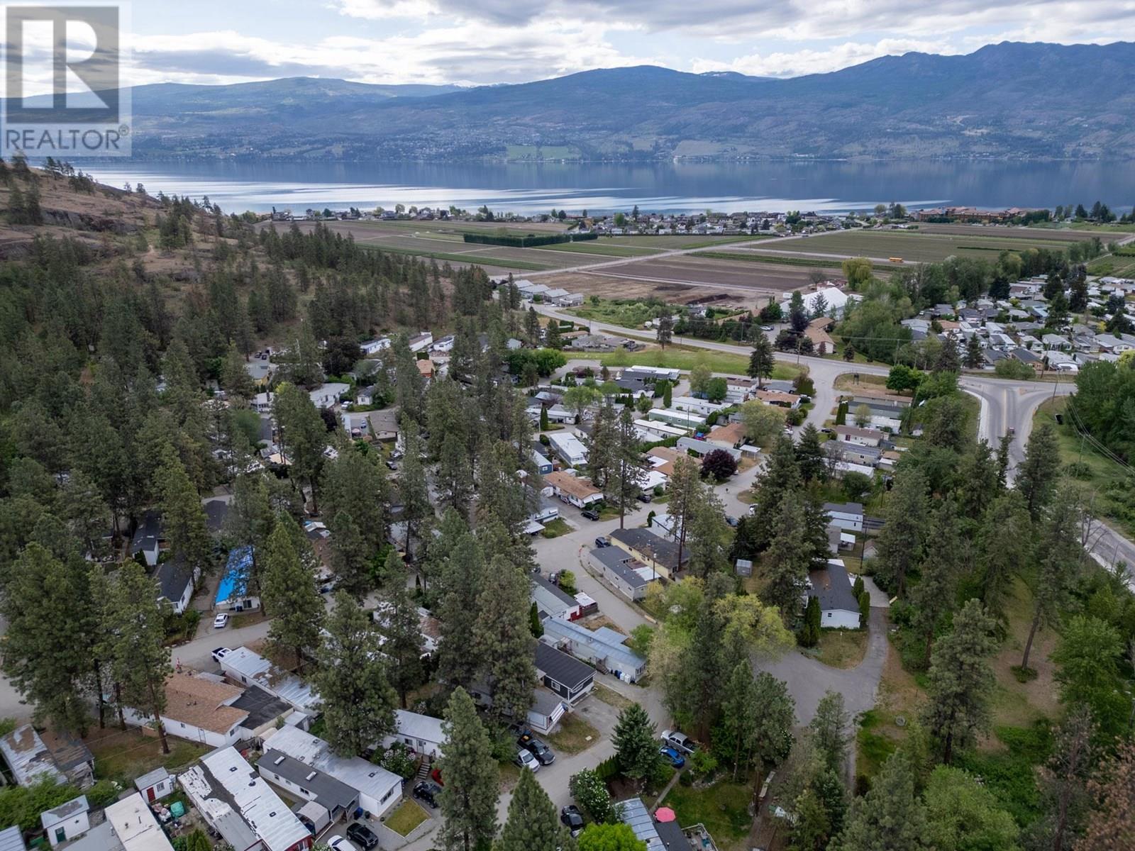 102 1860 Boucherie Road, Westbank