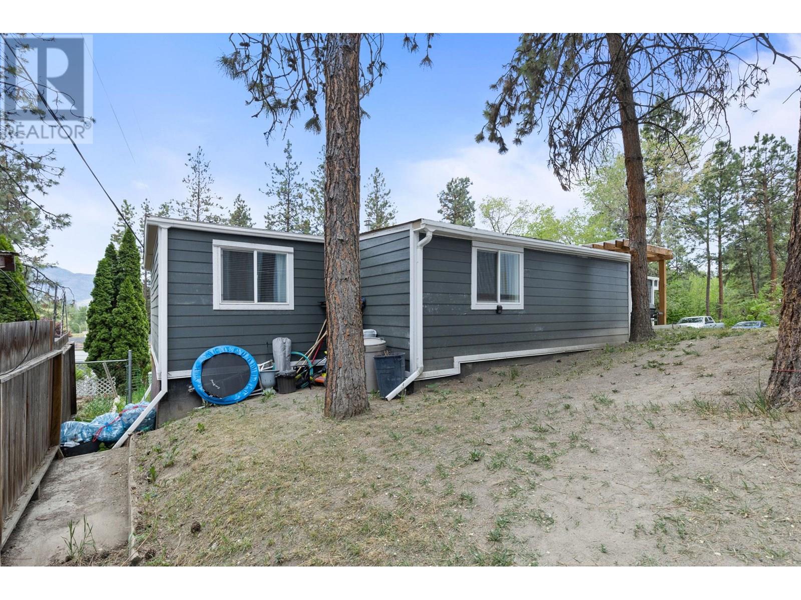 102 1860 Boucherie Road, Westbank