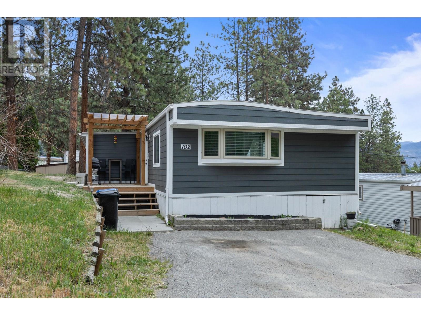 102 1860 Boucherie Road, Westbank