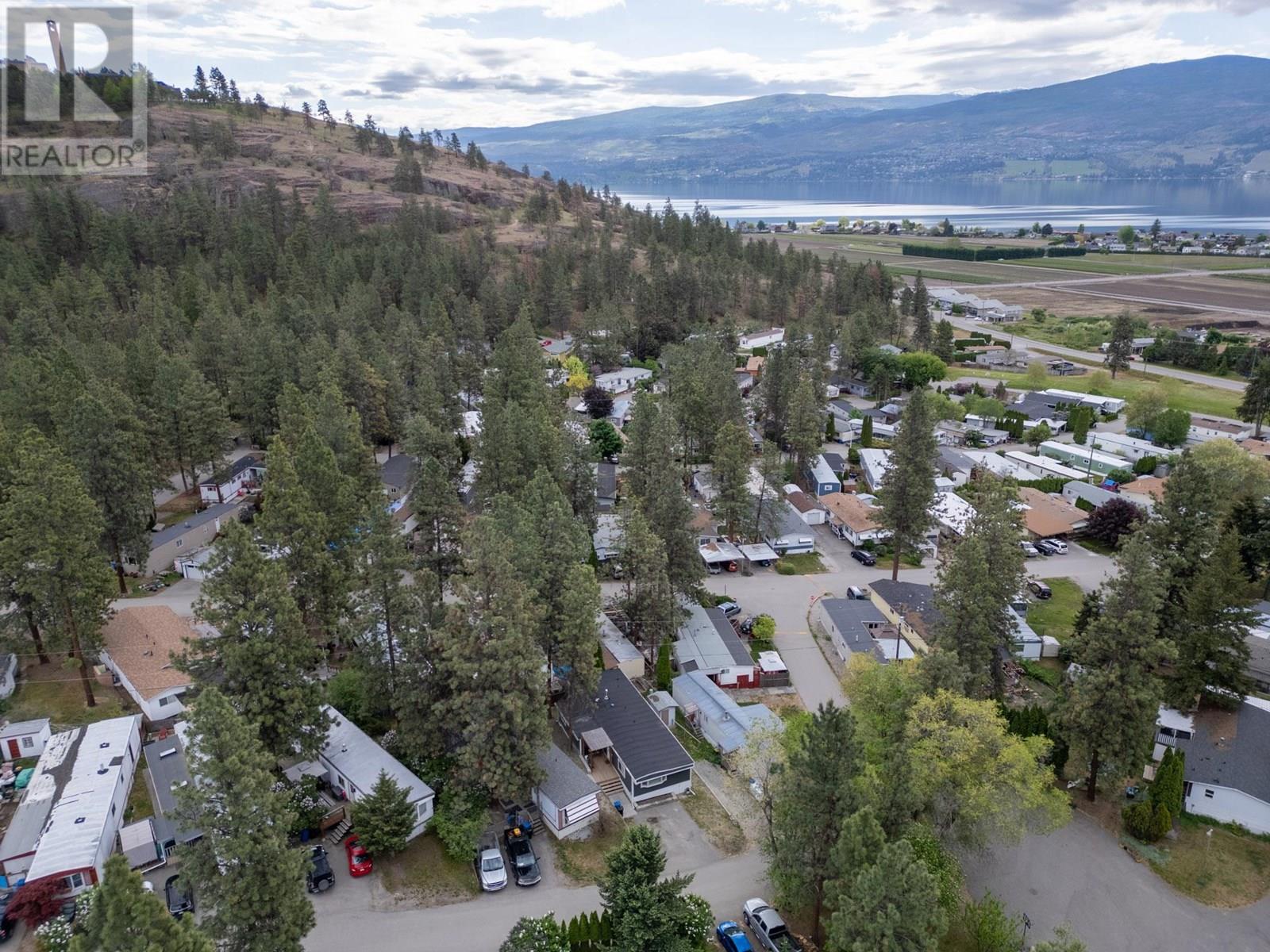 102 1860 Boucherie Road, Westbank