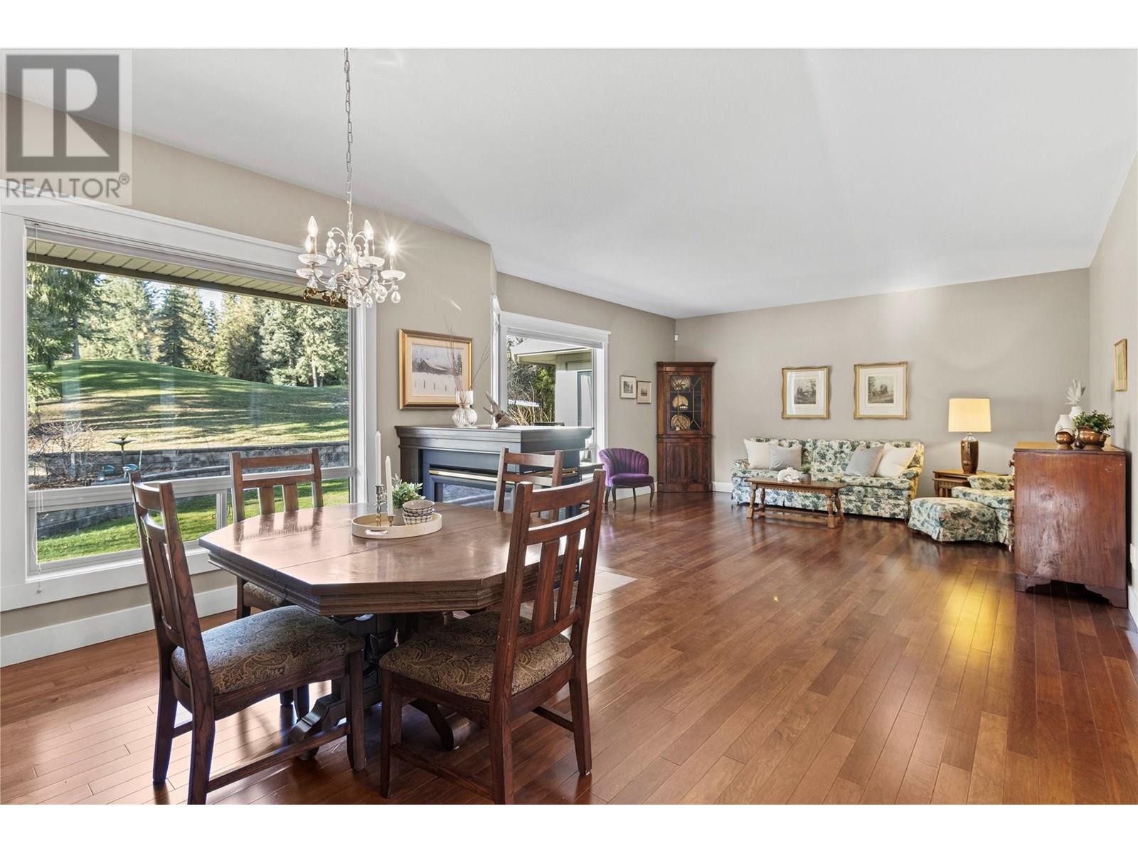 Photo 18 of 2742 Golf Course Drive, Blind Bay BC
