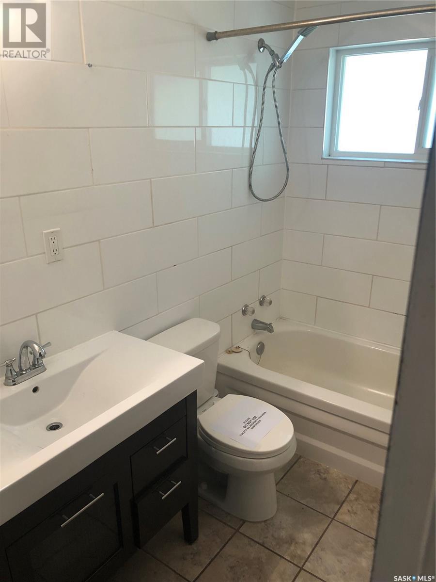 Single Family House Bungalow for Sale in  Empress STREET Regina 