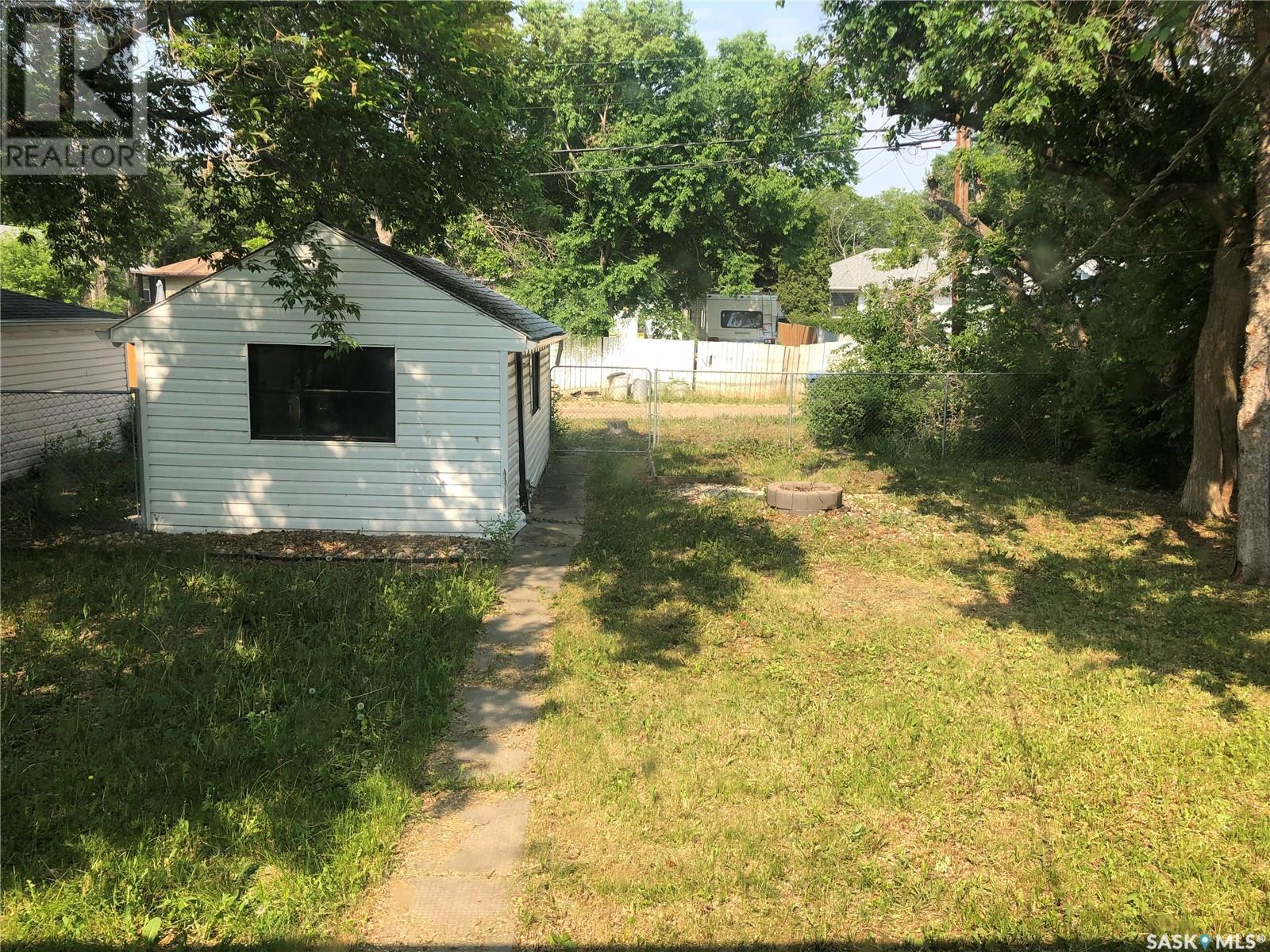 Single Family House Bungalow for Sale in  Empress STREET Regina 