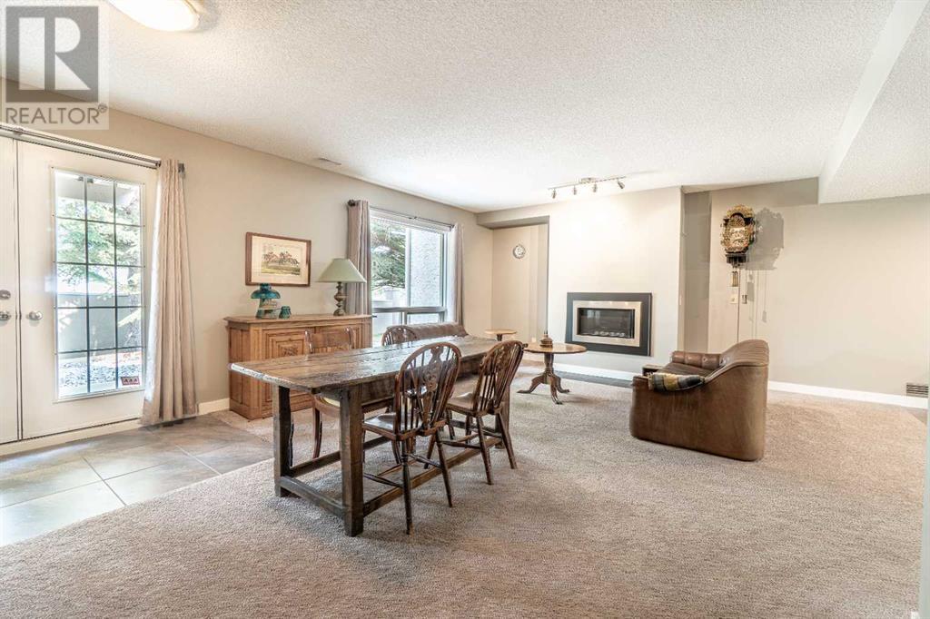 Single Family House Bungalow for Sale in  Palisbriar Park SW Palliser Calgary 