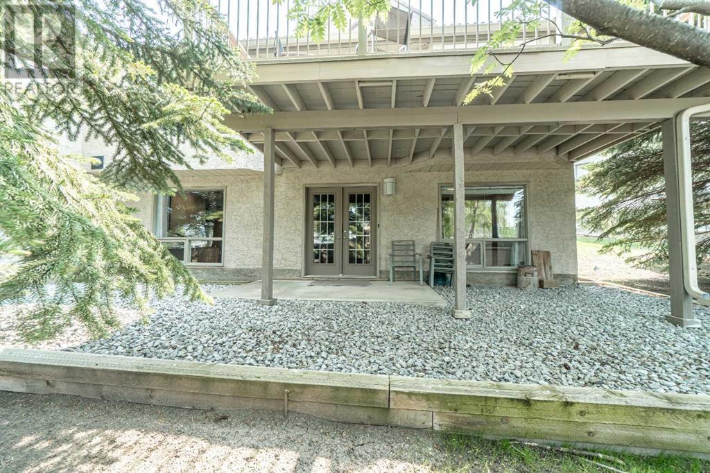 Single Family House Bungalow for Sale in  Palisbriar Park SW Palliser Calgary 