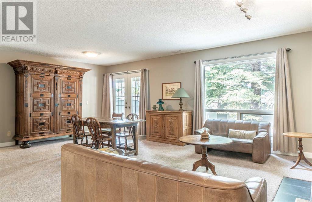 Single Family House Bungalow for Sale in  Palisbriar Park SW Palliser Calgary 