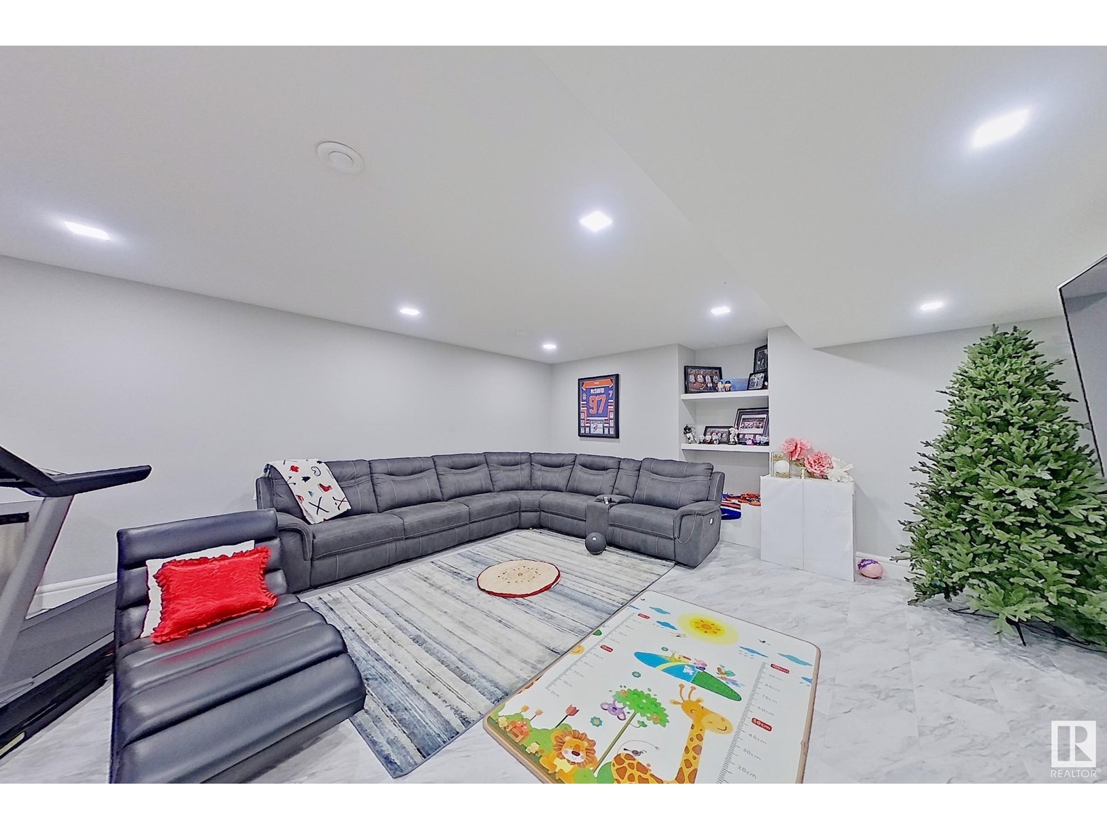 Photo 56 of 16611 9 St Ne, Edmonton AB