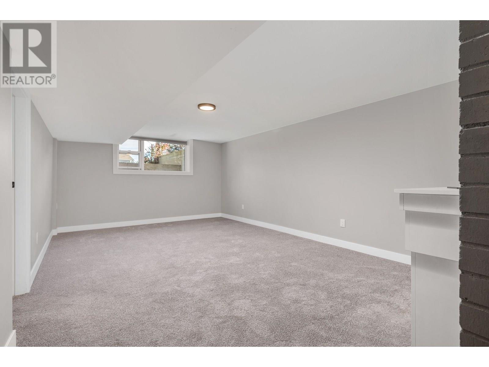2708 18th Street, Vernon