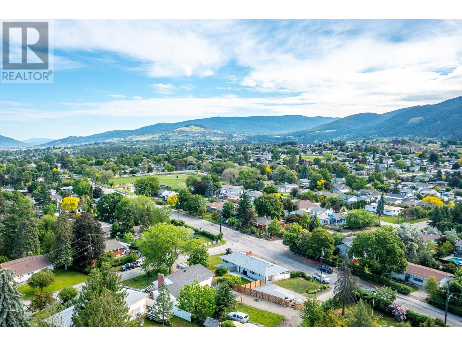 2708 18th Street, Vernon