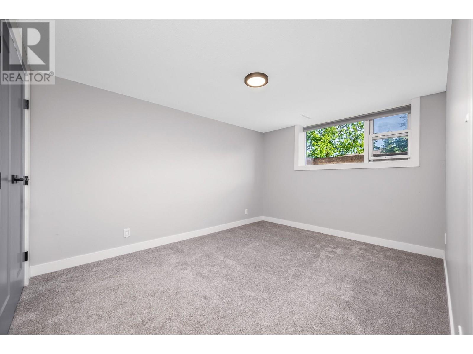 2708 18th Street, Vernon