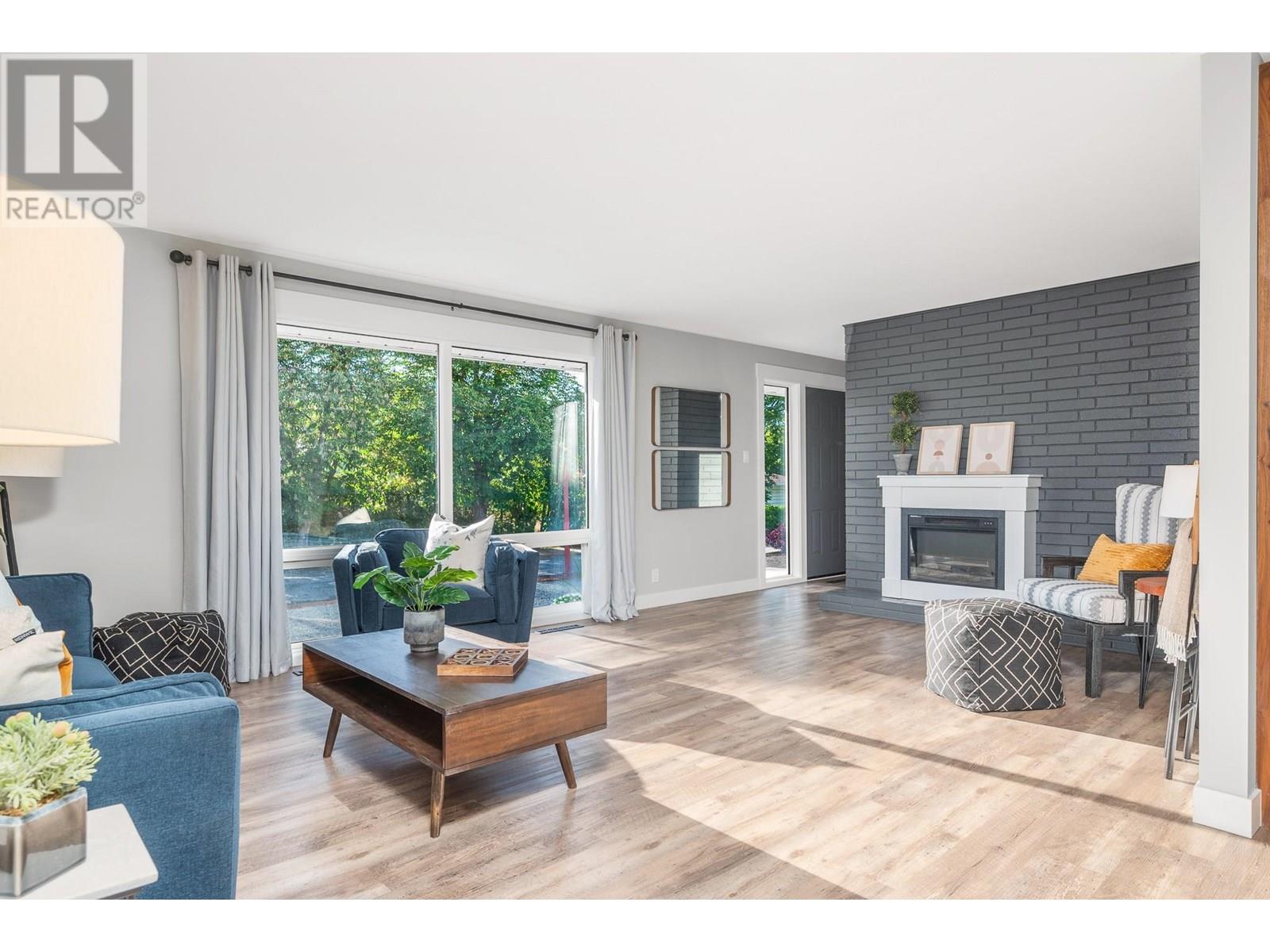 2708 18th Street, Vernon