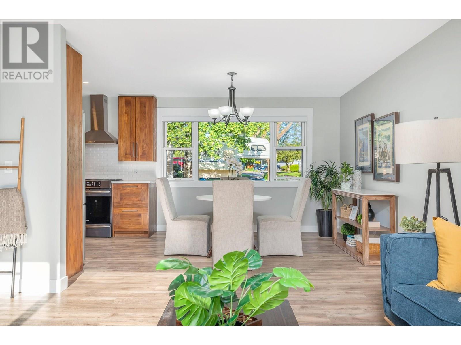 2708 18th Street, Vernon