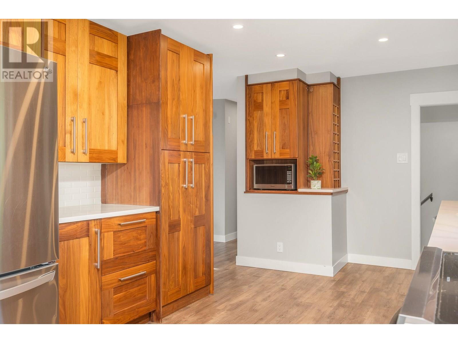 2708 18th Street, Vernon
