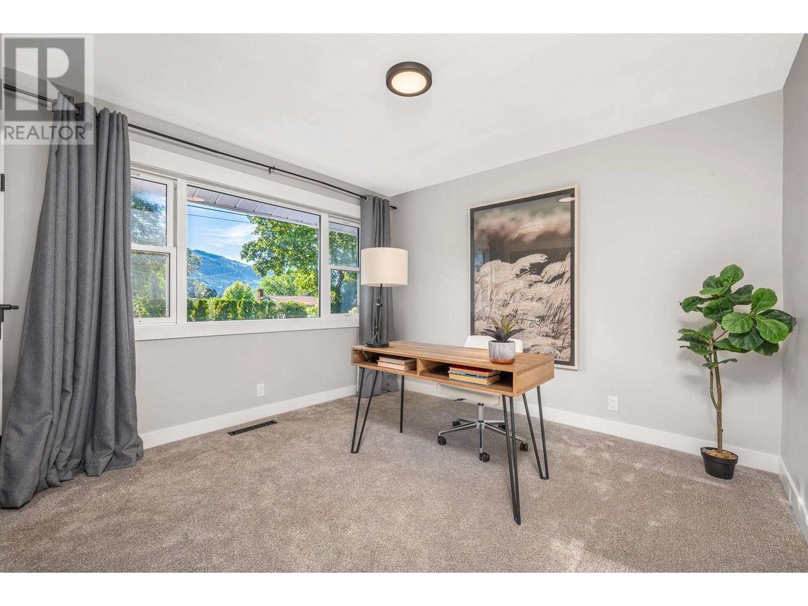 2708 18th Street, Vernon