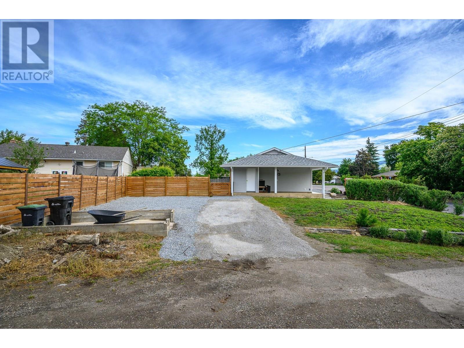 2708 18th Street, Vernon
