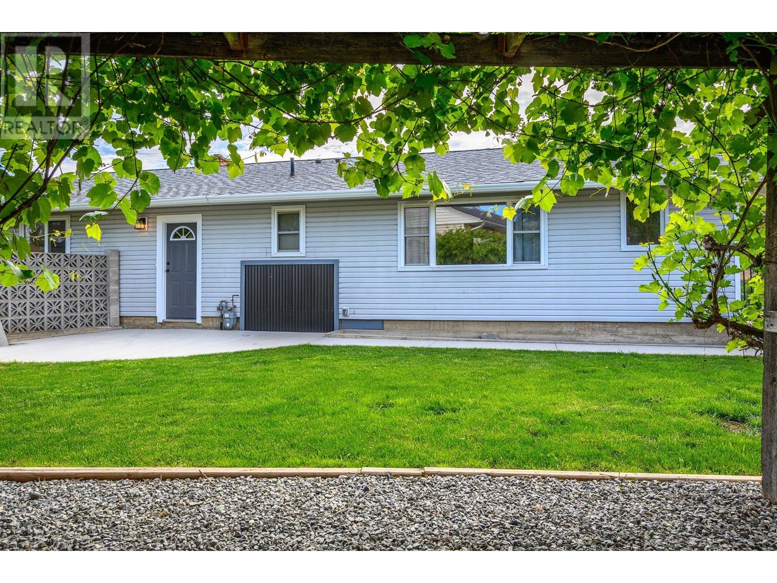 2708 18th Street, Vernon