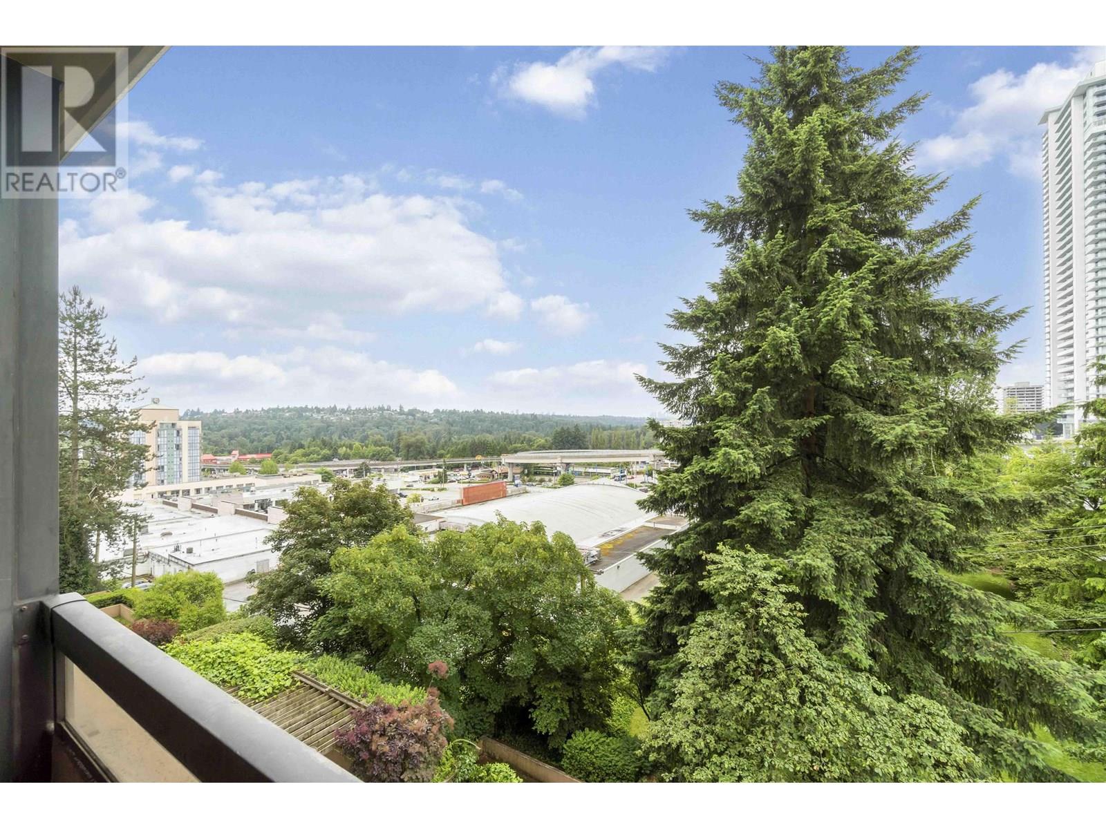 Photo 3 of 503 460 Westview Street, Coquitlam BC