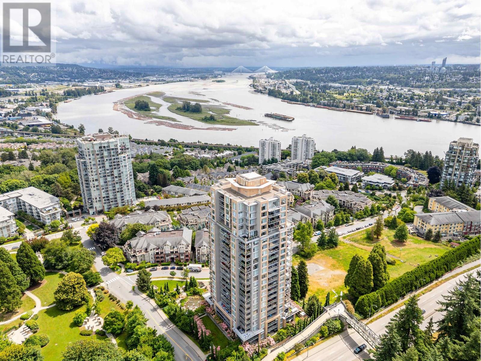 Photo 2 of 2604 280 Ross Drive, New Westminster BC