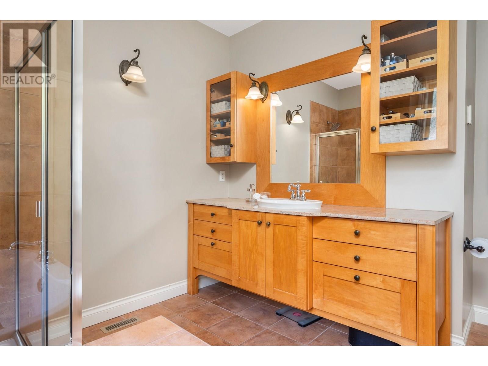 7551 Tronson Road, Vernon
