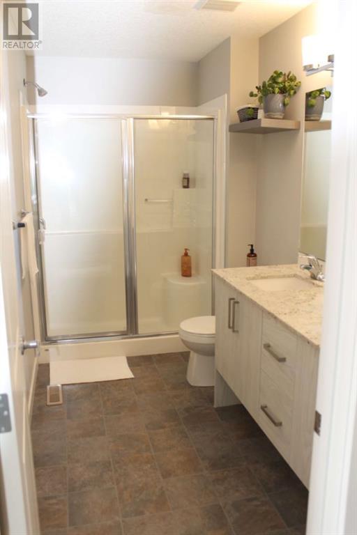 Single Family House 4 Level for Sale in  Sage Hill Grove NW Sage Hill Calgary 