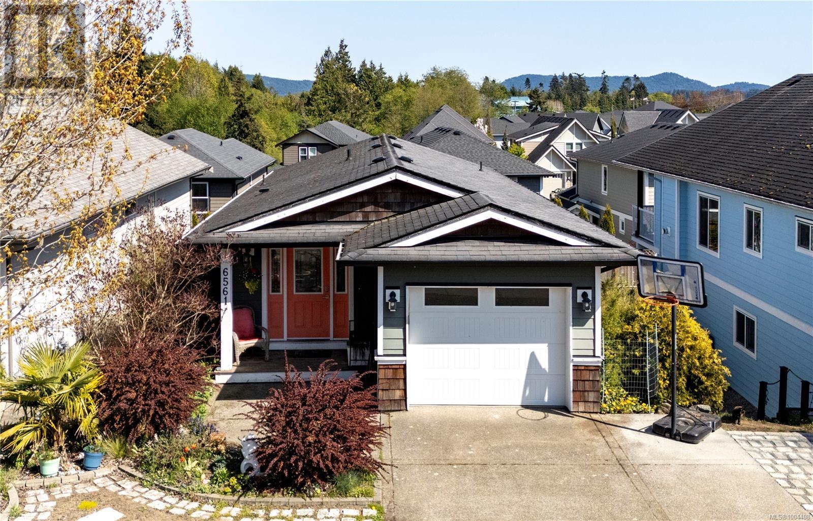 Photo 5 of 6561 Arranwood Dr, Sooke BC