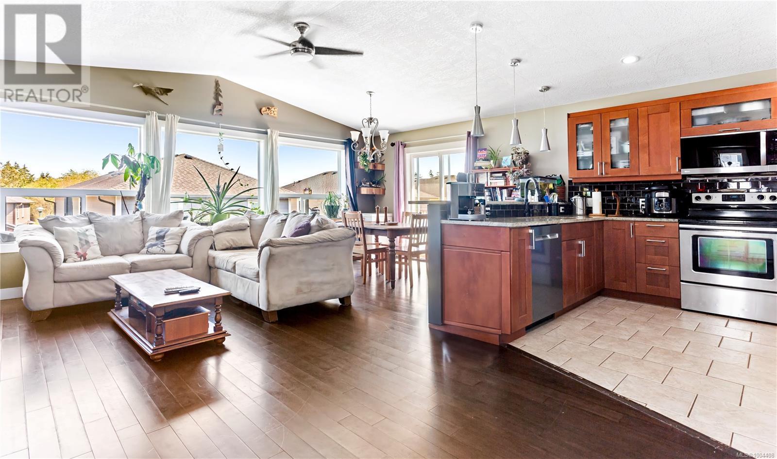 Photo 2 of 6561 Arranwood Dr, Sooke BC