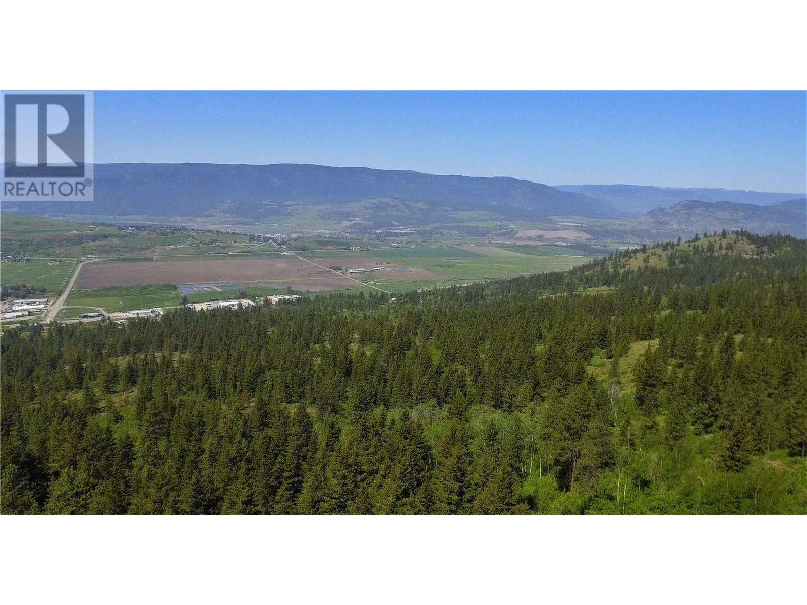 7955 McLennan Road, Spallumcheen