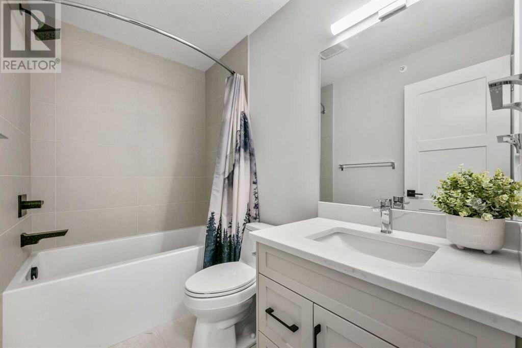 Single Family House for Sale in    Avenue SW Springbank Hill Calgary 