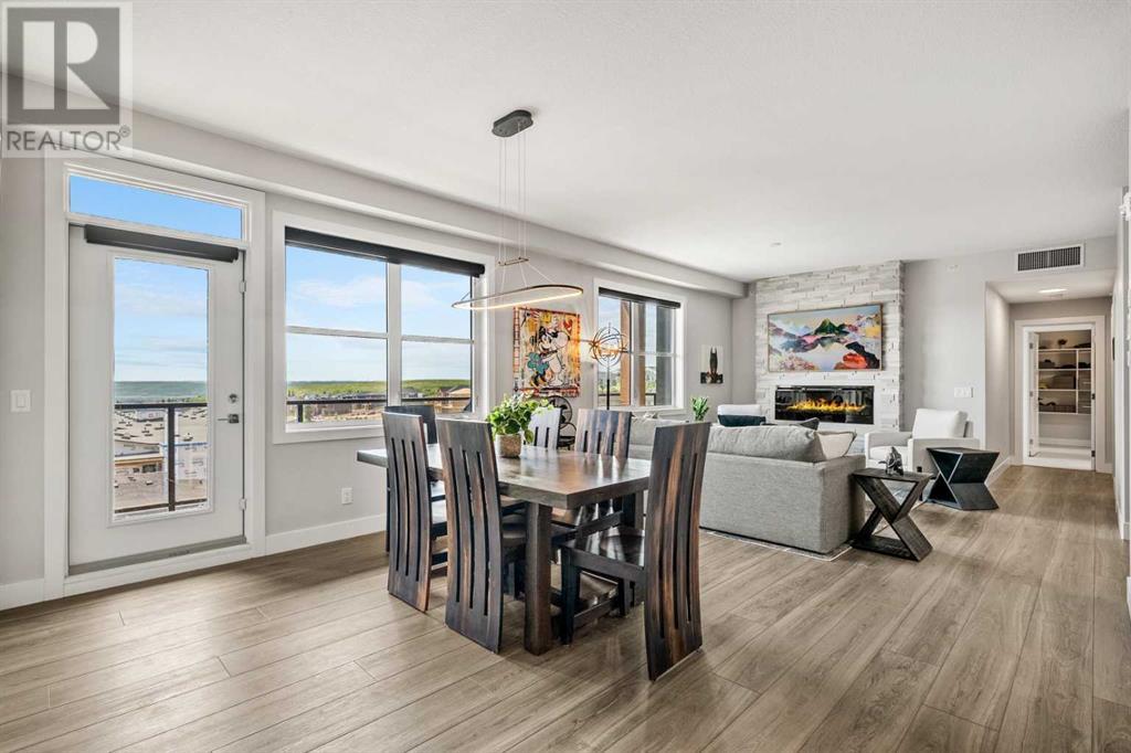 Single Family House for Sale in    Avenue SW Springbank Hill Calgary 