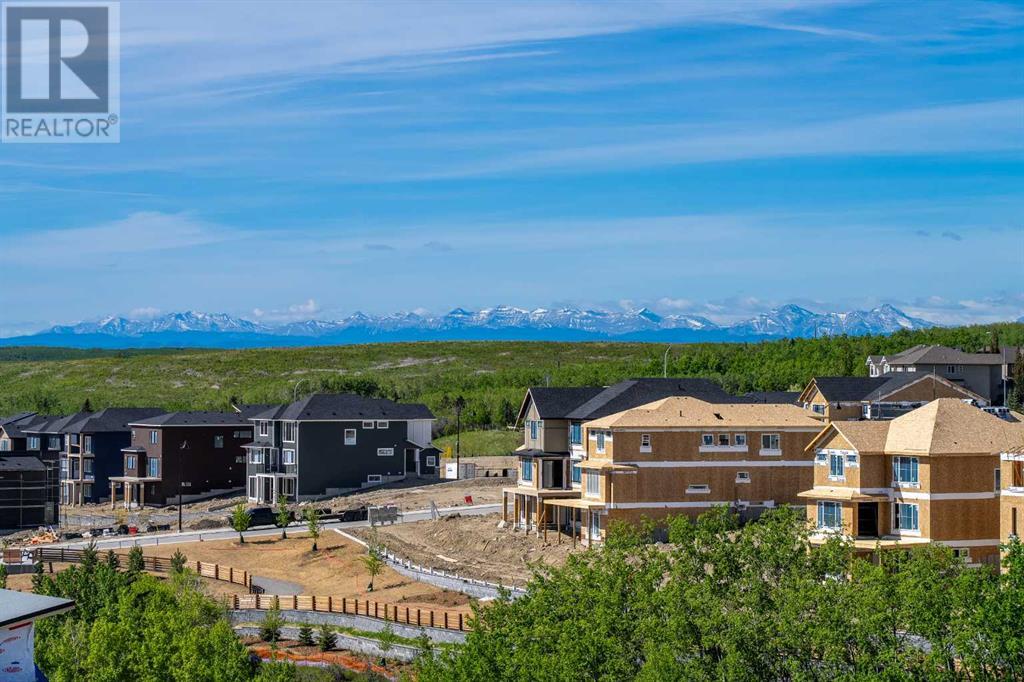 Single Family House for Sale in    Avenue SW Springbank Hill Calgary 