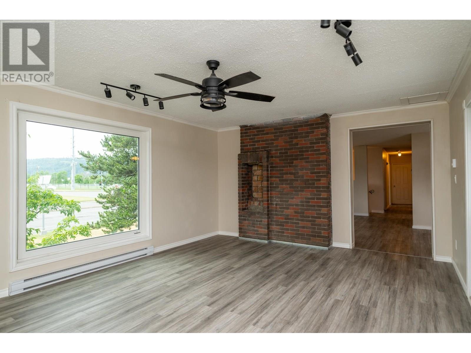 Photo 21 of 4090 15th Avenue, Prince George BC