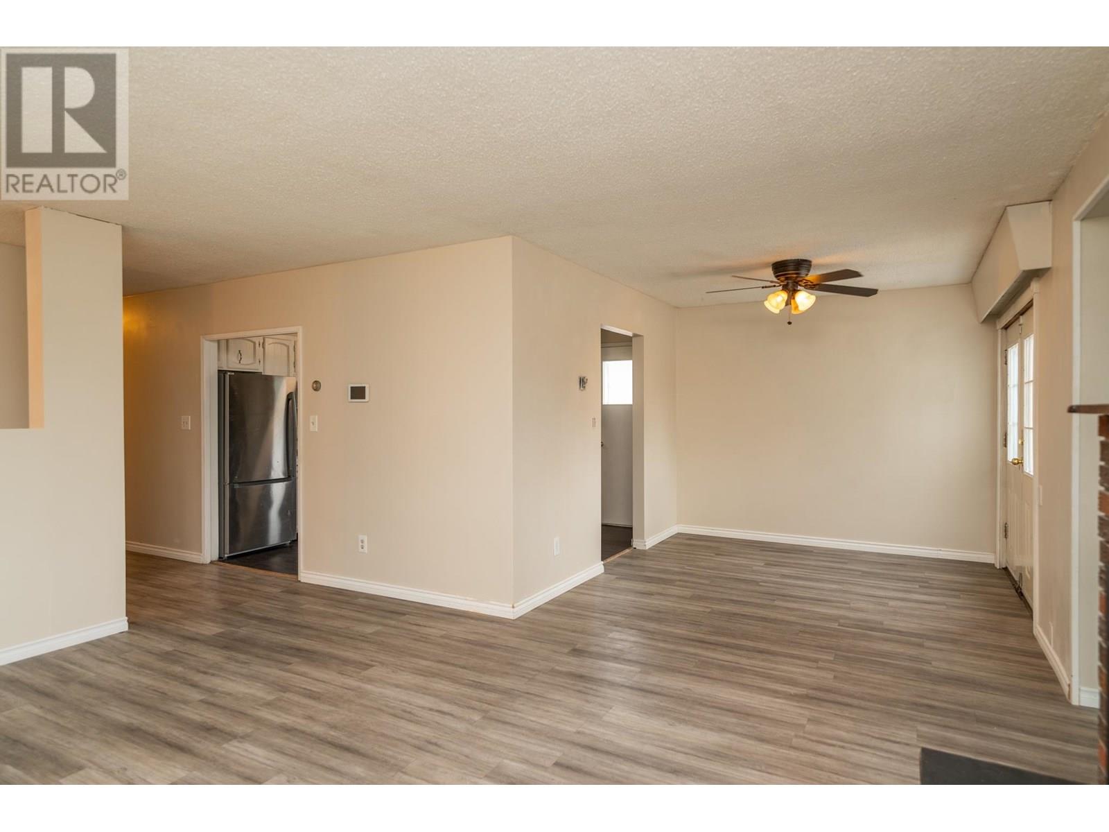 Photo 5 of 4090 15th Avenue, Prince George BC