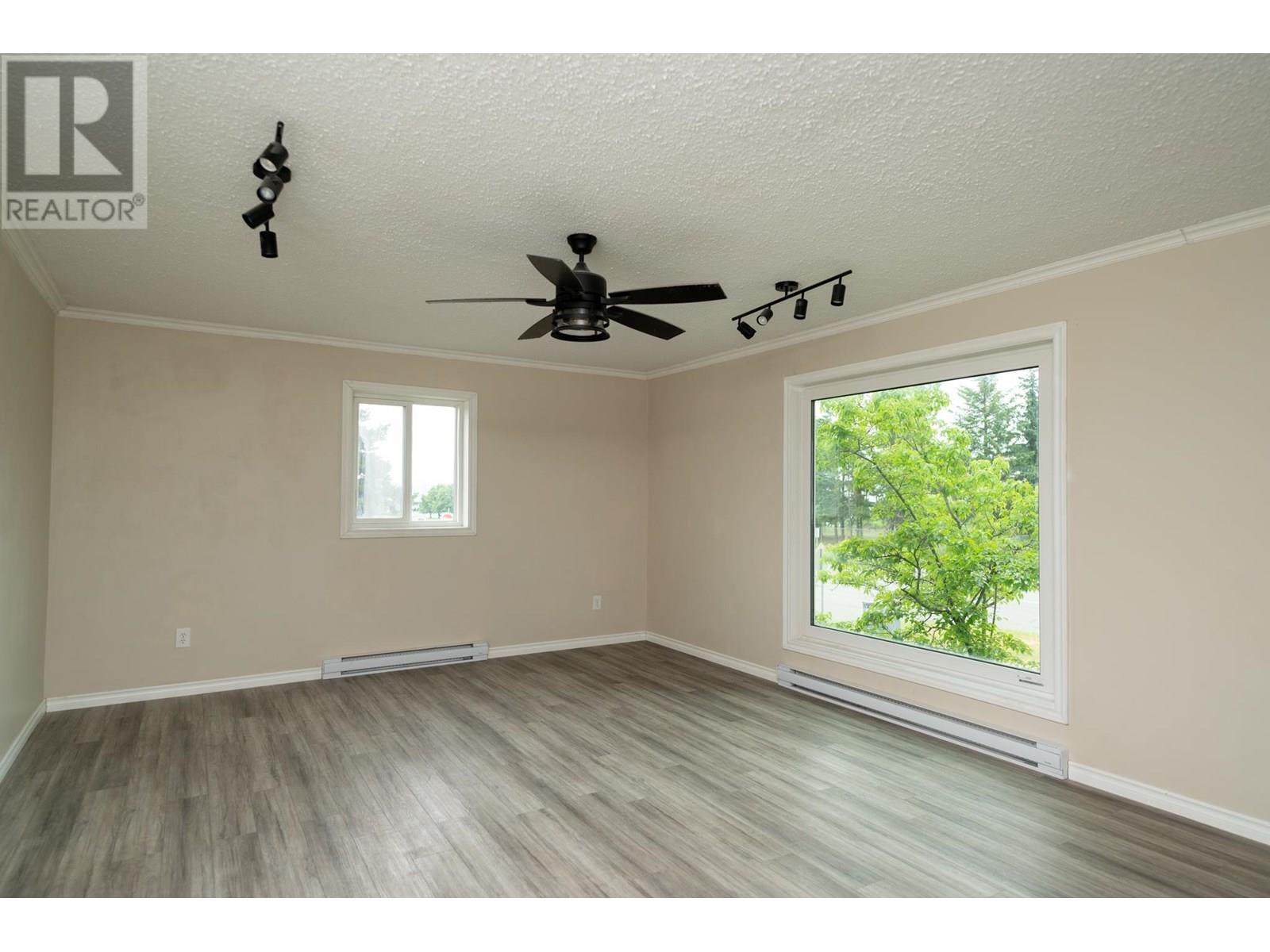 Photo 12 of 4090 15th Avenue, Prince George BC