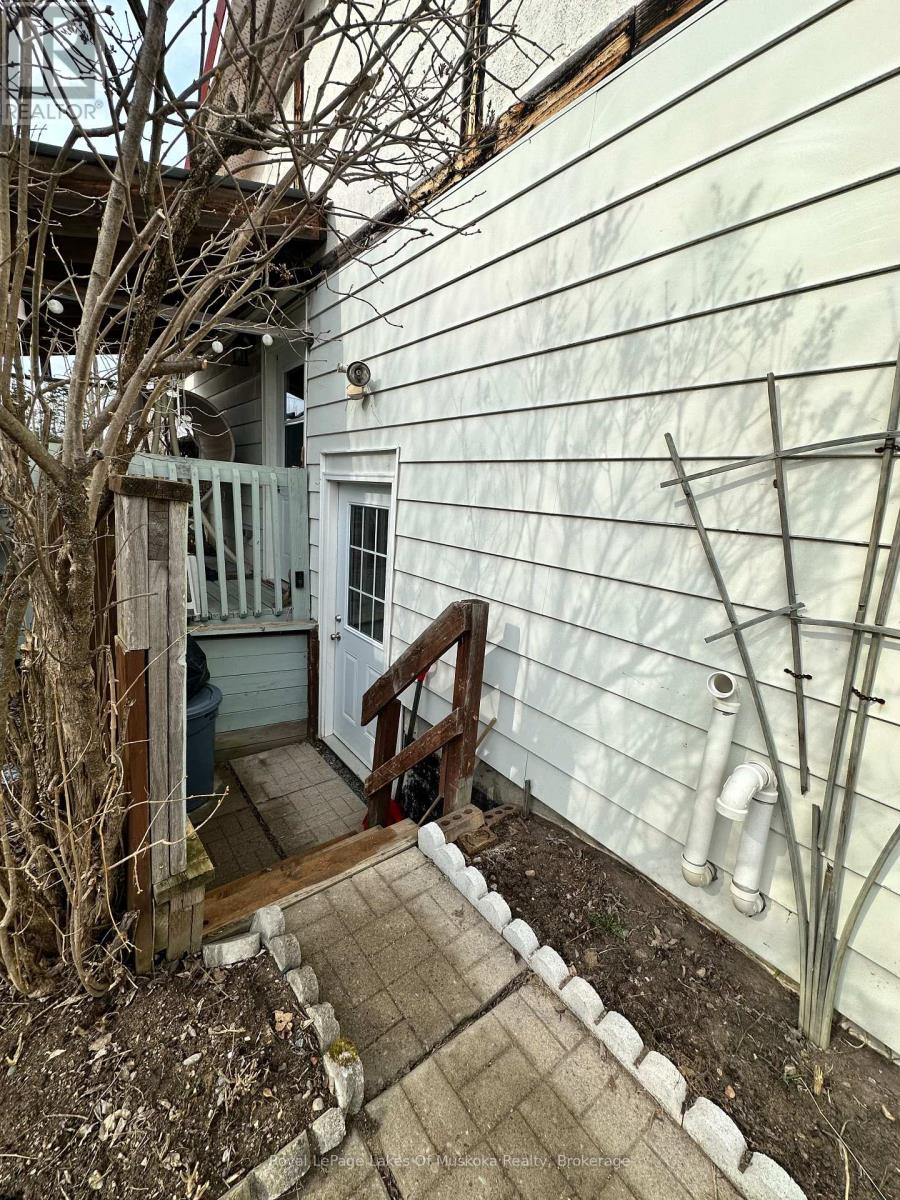 Photo 4 of 250 Stephenson 12 Road W, Huntsville ON