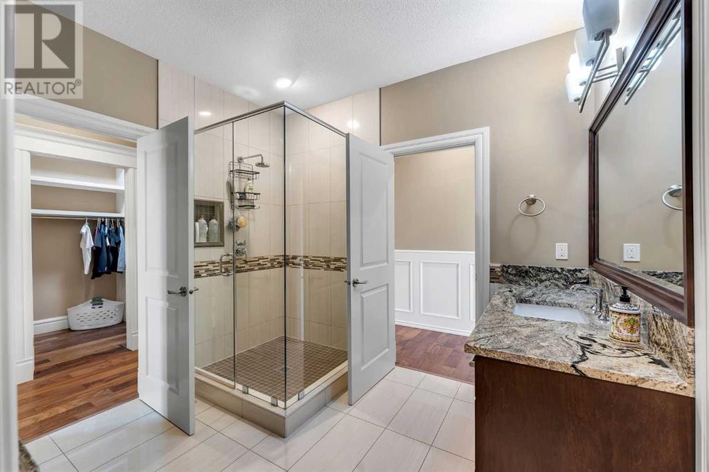 Single Family House for Sale in  Centre Street NE Calgary 