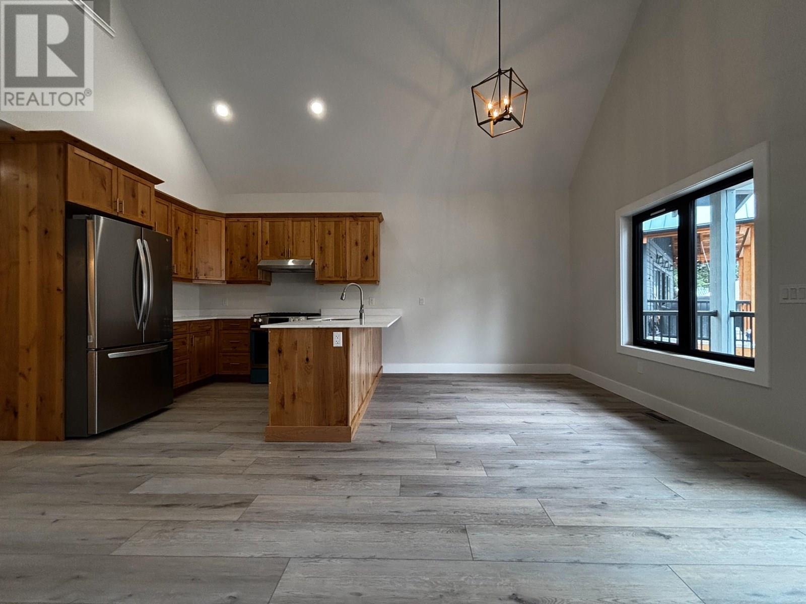 1938 FOXWOOD Trail Unit# 2, Windermere