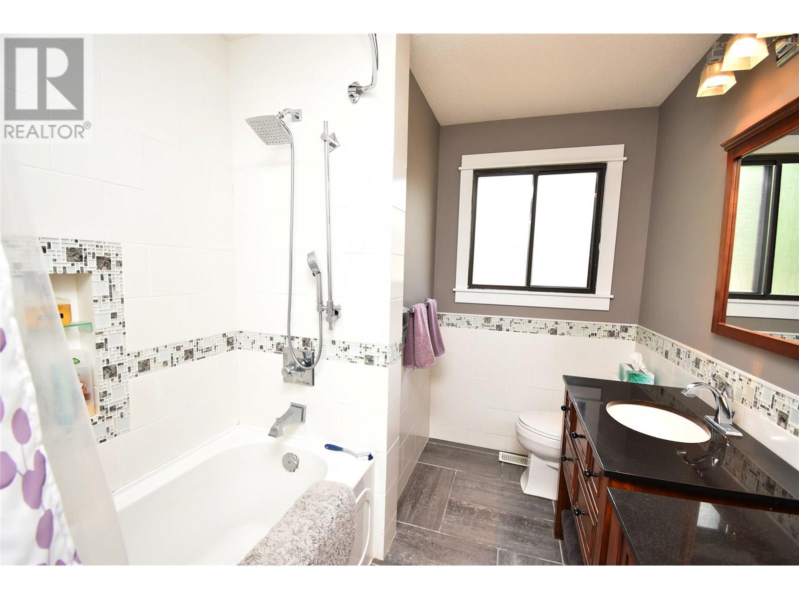 9003 Cherry Lane, Coldstream