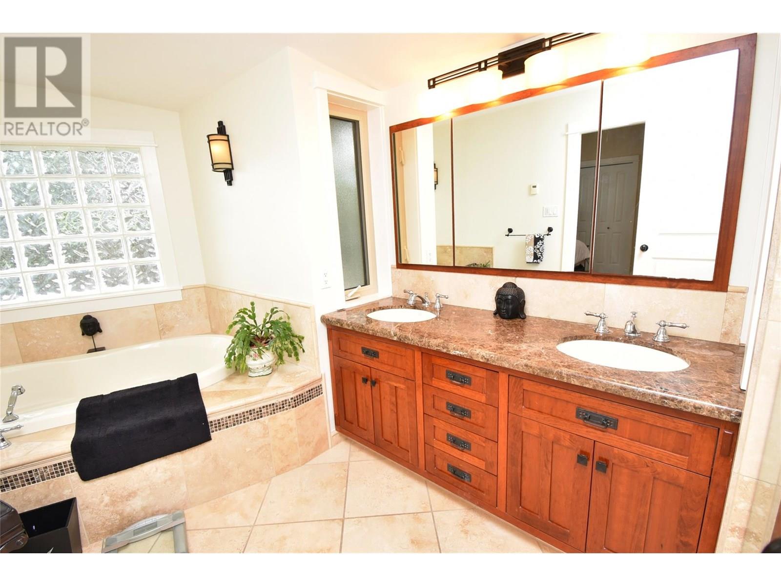 9003 Cherry Lane, Coldstream